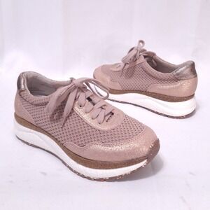 OTBT Flash Metallic Knit Platform Sneakers Womens 6.5 Rose Gold Breathable NWOB